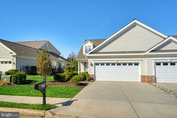 Property Slideshow image 2 of 57 | 13520 norwick pl, Gainesville, VA, 20155