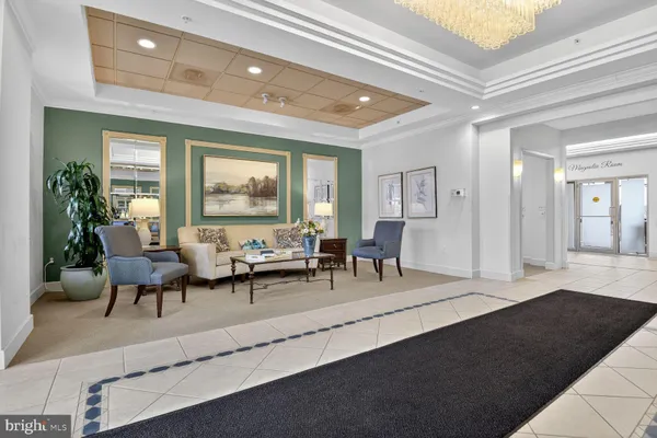 Property Slideshow image 2 of 39 | 19360 magnolia grove sq 108, Leesburg, VA, 20176