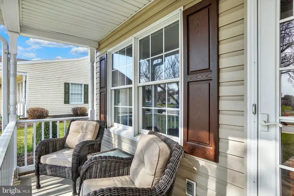Property Slideshow image 3 of 28 | 2022 faversham way 2022, York, PA, 17402