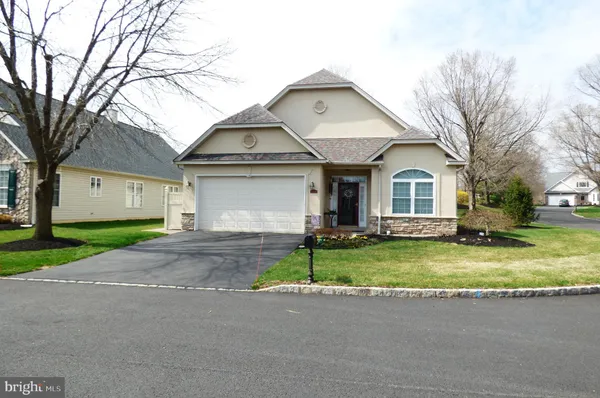 Property Slideshow image 2 of 6 | 300 westminster ln, Souderton, PA, 18964