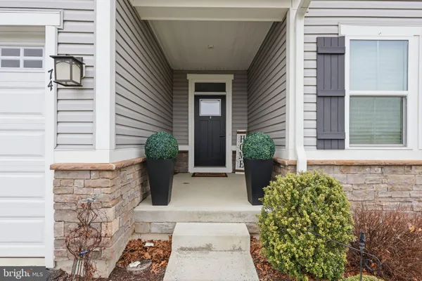 Property Slideshow image 2 of 24 | 74 mountain view ln, Port Murray, NJ, 07865