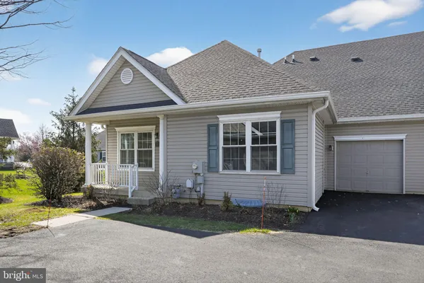 Property Slideshow image 2 of 37 | 56 liberty dr, Bensalem, PA, 19020