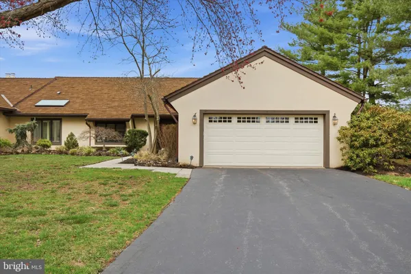 Property Slideshow image 2 of 37 | 12 withers ln, Blue Bell, PA, 19422