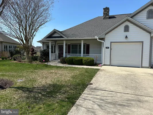 Property Slideshow image 2 of 27 | 26 cinder way 38, Georgetown, DE, 19947