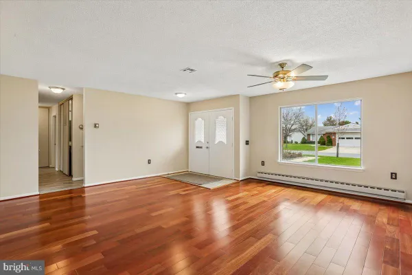 Property Slideshow image 3 of 48 | 3415 island creek ct 131-a, Silver Spring, MD, 20906