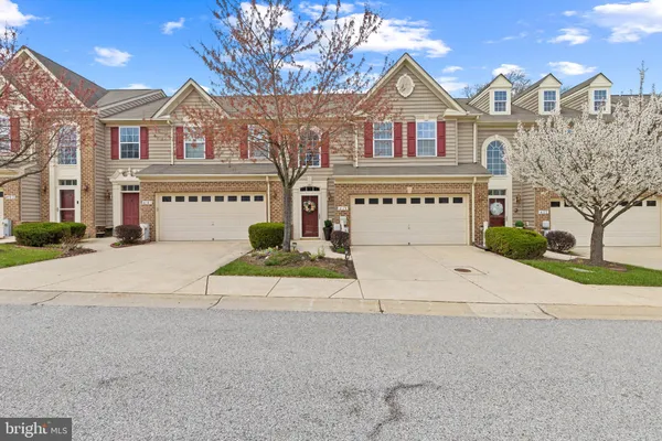 Property Slideshow image 2 of 57 | 4179 lotus cir 57, Ellicott City, MD, 21043