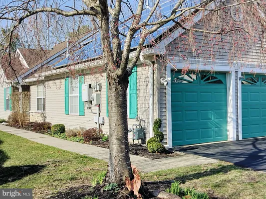 Property Slideshow image 2 of 2 | 26 skyline dr, Lakewood, NJ, 08701