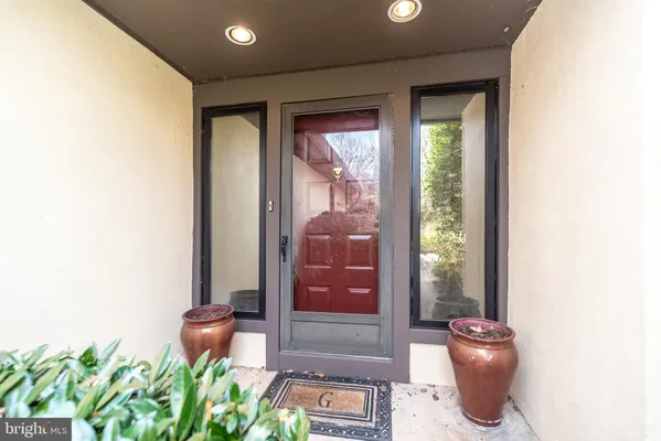 Property Slideshow image 2 of 33 | 11 steeplechase ln, Blue Bell, PA, 19422