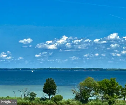 Property Slideshow image 3 of 35 | 111 marshgrass way 43, Chester, MD, 21619