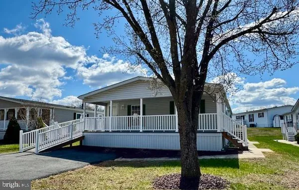 Property Slideshow image 2 of 46 | 167 woods way, Elkton, MD, 21921