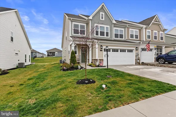 Property Slideshow image 3 of 57 | 61 boneset dr, Gettysburg, PA, 17325