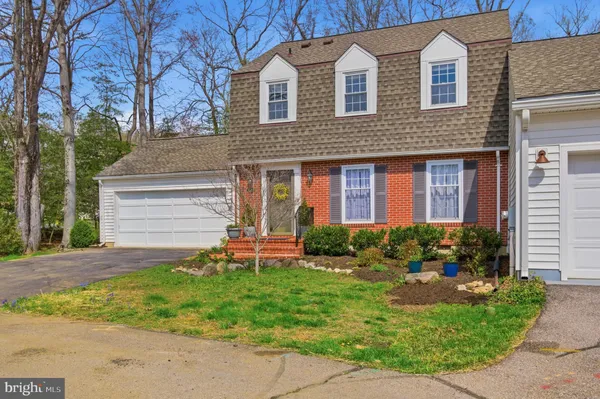 Property Slideshow image 2 of 53 | 2568 glen cv, Annapolis, MD, 21401