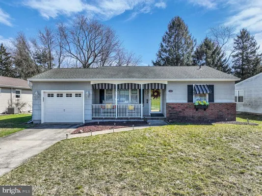 Property Slideshow image 3 of 20 | 113 georgetown rd, Toms River, NJ, 08757