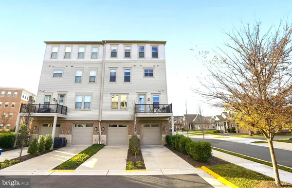 Property Slideshow image 3 of 7 | 23608 havelock walk ter, Ashburn, VA, 20148