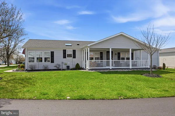 Property Slideshow image 2 of 35 | 248 thrush cir, New Hope, PA, 18938