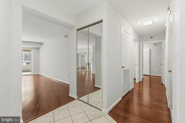 Property Slideshow image 3 of 36 | 14801 pennfield cir 206, Silver Spring, MD, 20906