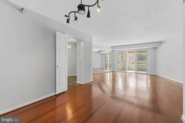 Property Slideshow image 2 of 37 | 14801 pennfield cir 206, Silver Spring, MD, 20906