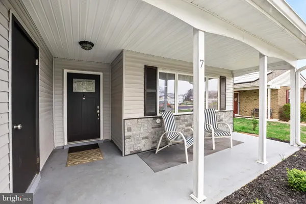 Property Slideshow image 3 of 26 | 7 picardy pl, Southampton, NJ, 08088