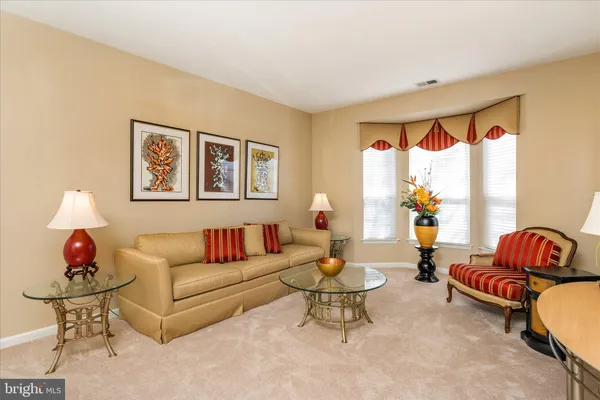 Property Slideshow image 3 of 43 | 25 chamber ln, Columbus, NJ, 08022