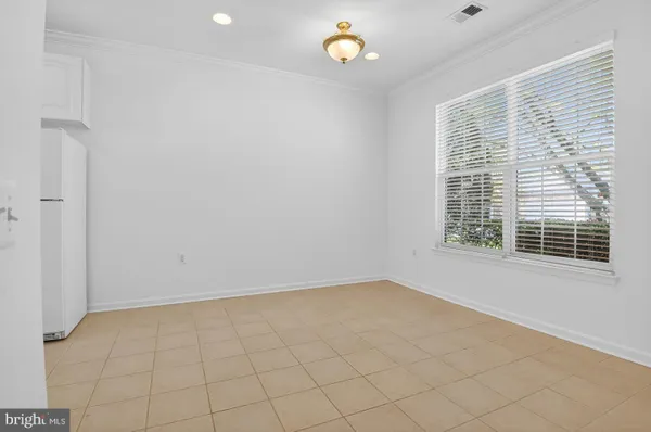 Property Slideshow image 3 of 44 | 17602 four seasons dr, Dumfries, VA, 22025