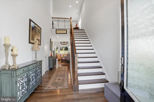 Property Slideshow image 3 of 28 | 380 huntington ln, Ambler, PA, 19002