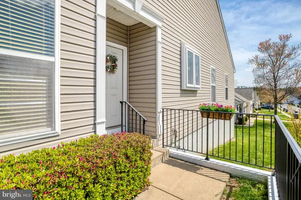 Property Slideshow image 3 of 41 | 21 hartford way 21, Fredericksburg, VA, 22406