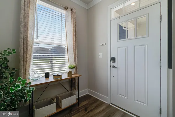 Property Slideshow image 3 of 37 | 3917 glacier bay pl, White Plains, MD, 20695