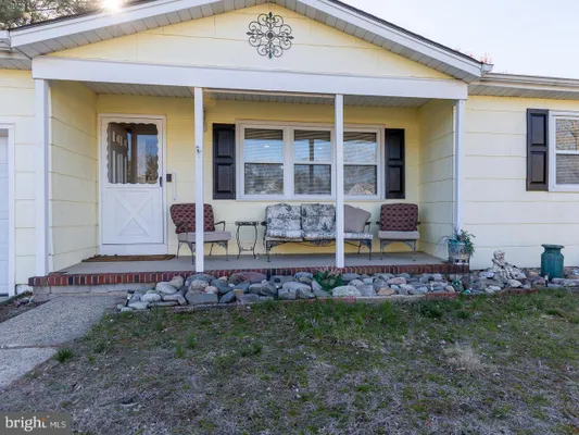 Property Slideshow image 2 of 34 | 134 georgetown rd, Toms River, NJ, 08757