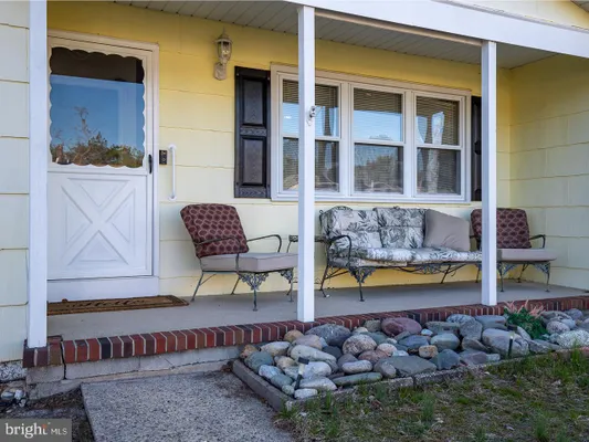 Property Slideshow image 3 of 34 | 134 georgetown rd, Toms River, NJ, 08757