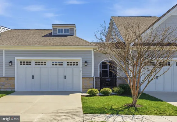 Property Slideshow image 2 of 40 | 854 moorings cir 12, Stevensville, MD, 21666