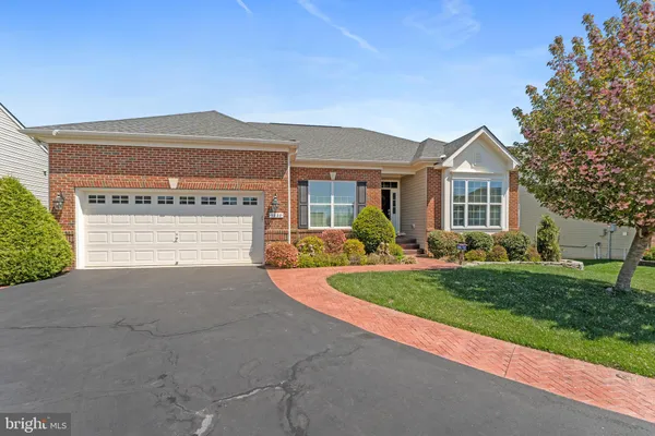 Property Slideshow image 2 of 79 | 9820 nelsons crossing ct, Fredericksburg, VA, 22407