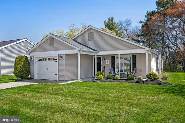 Property Slideshow image 2 of 20 | 47 westminster dr, Southampton, NJ, 08088