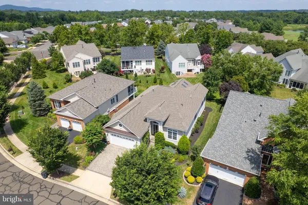 Property Slideshow image 2 of 5 | 15550 alderbrook dr, Haymarket, VA, 20169