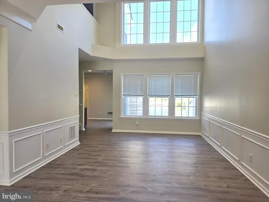 Property Slideshow image 3 of 19 | 32 milford cir, Voorhees, NJ, 08043