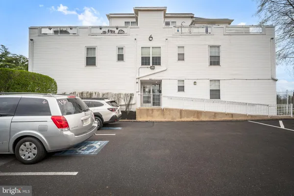 Property Slideshow image 2 of 49 | 6509 centennial sta, Warminster, PA, 18974