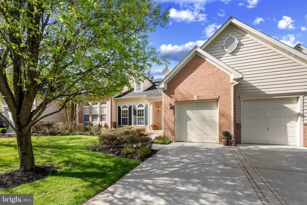 Property Slideshow image 2 of 64 | 8522 mountainholly dr, Pikesville, MD, 21208