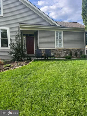 Property Slideshow image 2 of 2 | 13514 ryton ridge ln, Gainesville, VA, 20155