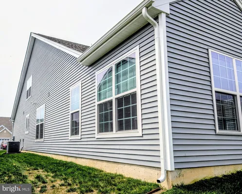 Property Slideshow image 3 of 36 | 19 prestwick ln, Williamstown, NJ, 08094