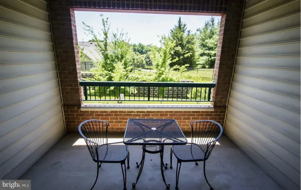 Property Slideshow image 3 of 14 | 7065 heritage hunt dr, Gainesville, VA, 20155