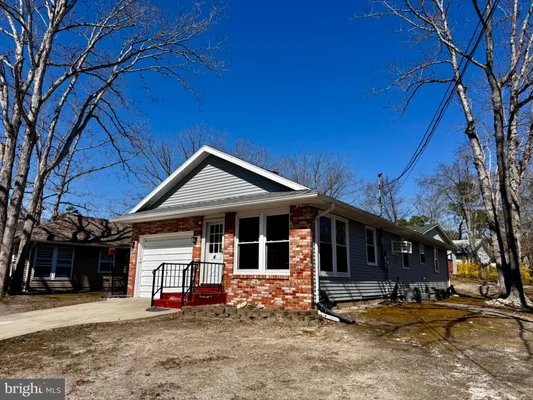 Property Slideshow image 3 of 31 | 4 dogwood rd, Manahawkin, NJ, 08050