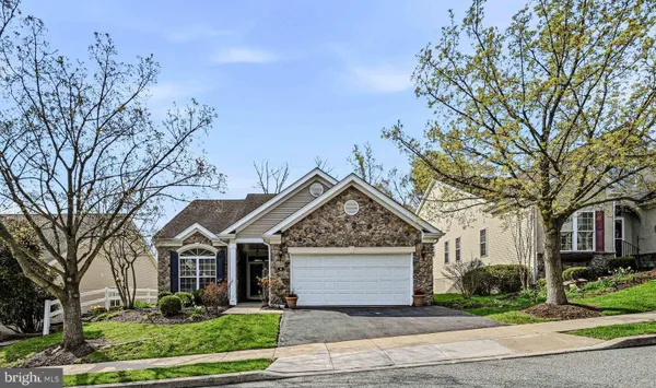 Property Slideshow image 3 of 32 | 8 irwin dr, Upper Chichester, PA, 19061