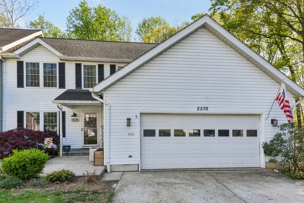 Property Slideshow image 2 of 51 | 2576 hidden cove rd 154, Annapolis, MD, 21401