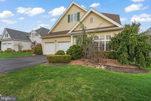 Property Slideshow image 2 of 24 | 33 coneflower la la, Princeton Junction, NJ, 08550