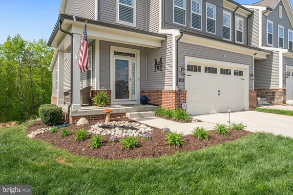 Property Slideshow image 2 of 15 | 164 mistflower ct, Stafford, VA, 22554