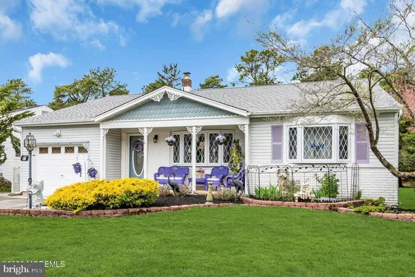 Property Slideshow image 2 of 44 | 17 sheepshead dr, Toms River, NJ, 08757