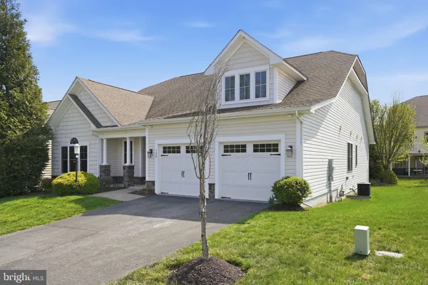 Property Slideshow image 2 of 66 | 128 turnstone ln, Lake Frederick, VA, 22630