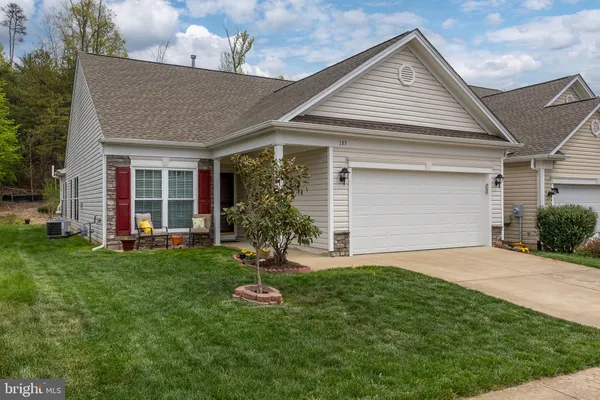 Property Slideshow image 3 of 32 | 183 smithfield way, Fredericksburg, VA, 22406