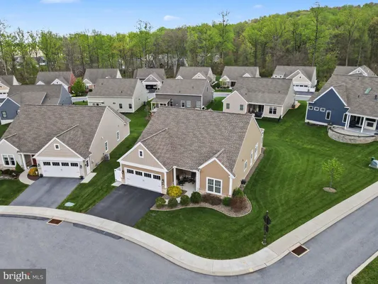 Property Slideshow image 2 of 63 | 1025 riverstone cir, Lebanon, PA, 17042