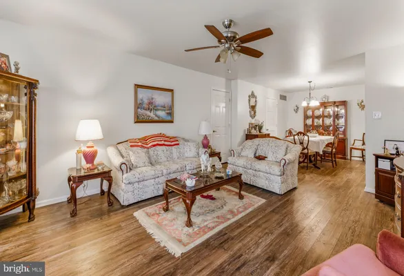 Property Slideshow image 3 of 14 | 129 pristine pl i, Sewell, NJ, 08080