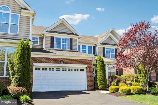 Property Slideshow image 3 of 75 | 112 sarazen dr, Moorestown, NJ, 08057